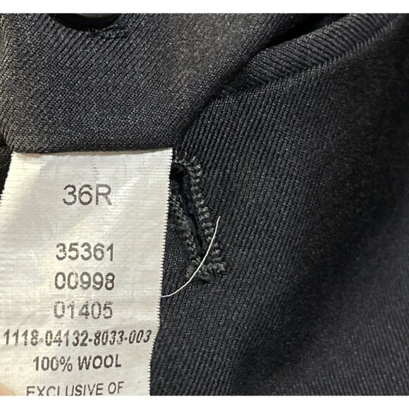 JoS. A. Bank Men's Dress Slack Pants Charcoal Pleated Front Cuffed Size 36 - Picture 5 of 5